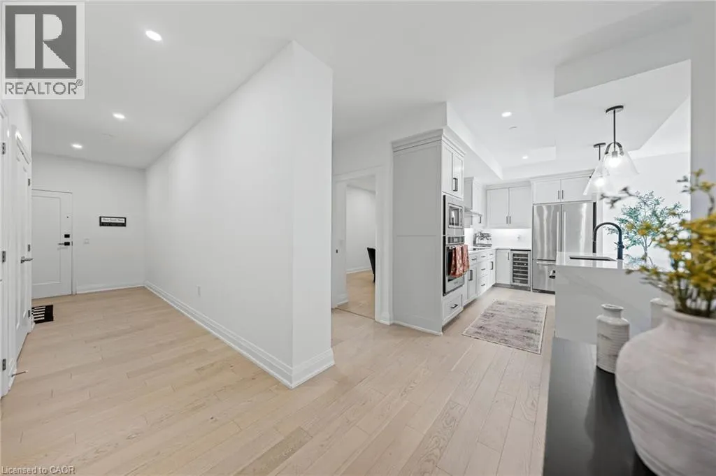 71 WYNDHAM Street S Unit# 601 #601