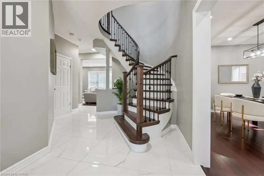 154 FALCONRIDGE Drive
