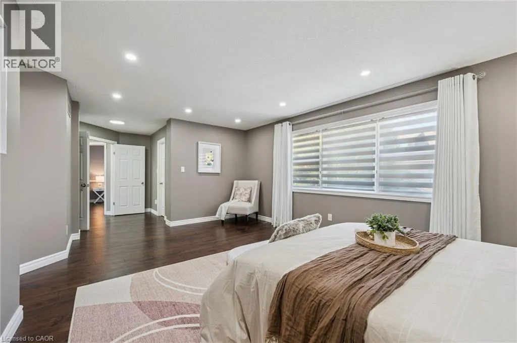 154 FALCONRIDGE Drive