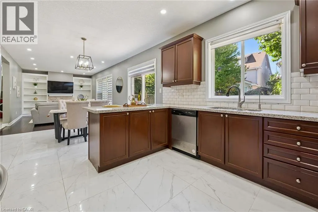 154 FALCONRIDGE Drive