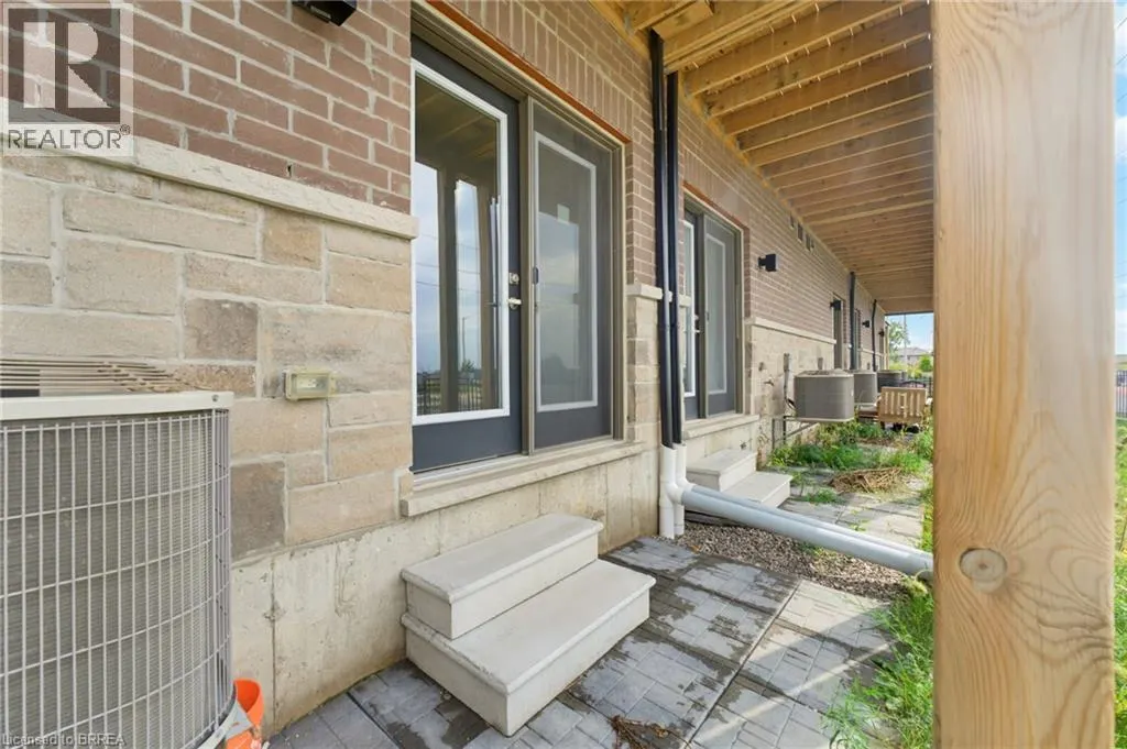 120 COURT Drive Unit# 50 #50