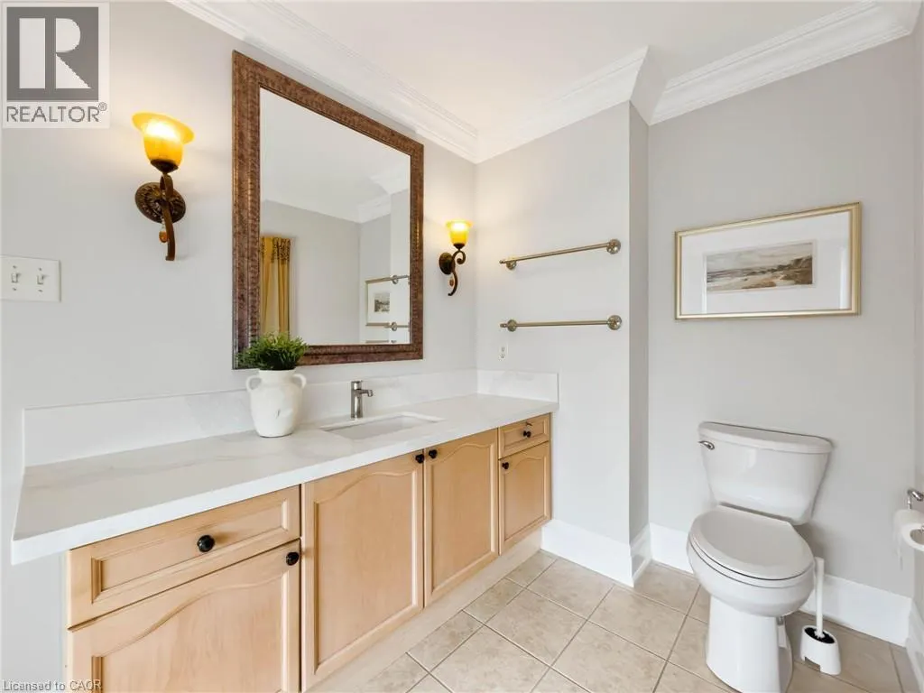 1396 THORNCREST Crescent