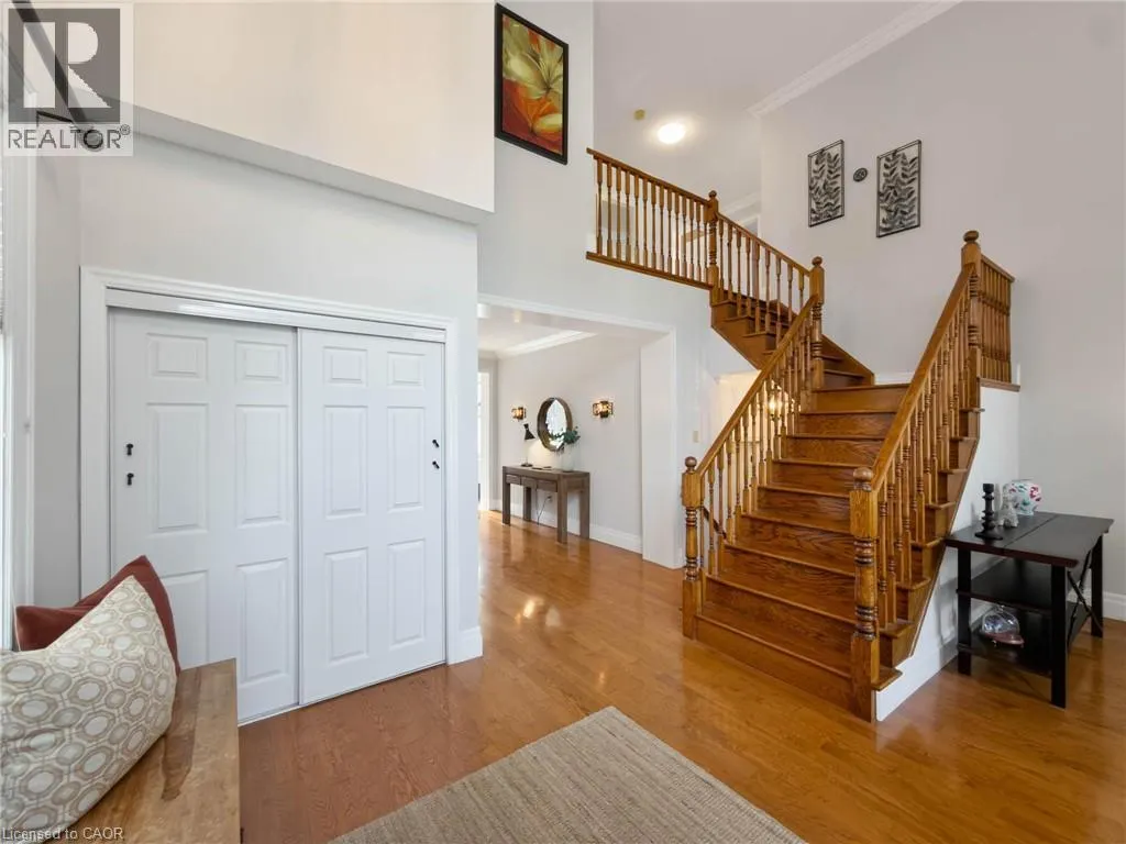 1396 THORNCREST Crescent