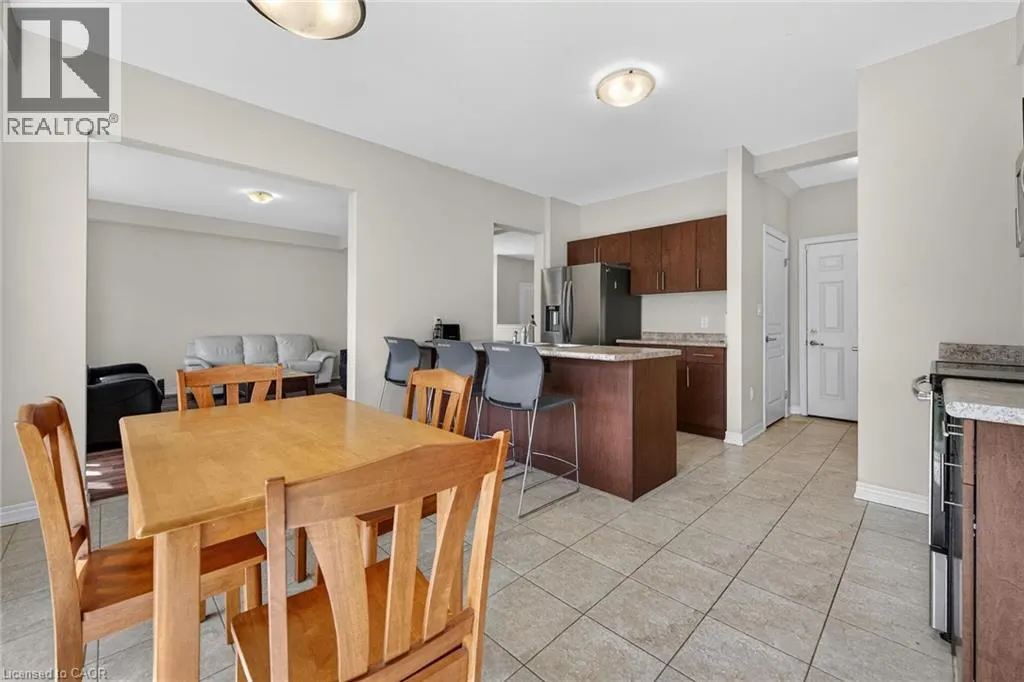 9 WINTERBERRY Boulevard