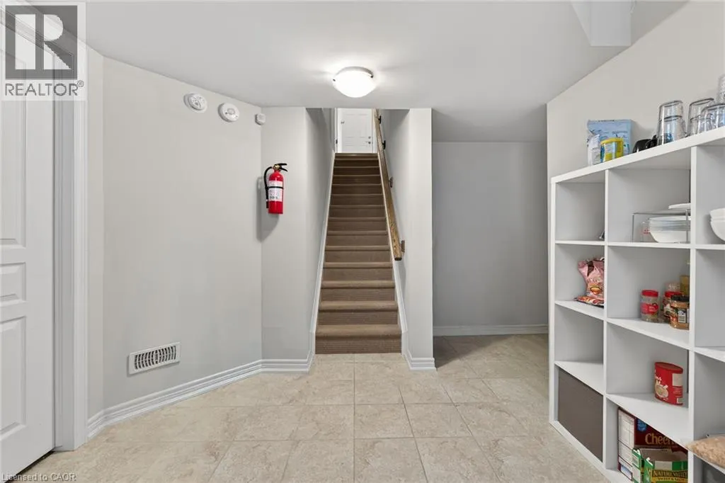 9 WINTERBERRY Boulevard