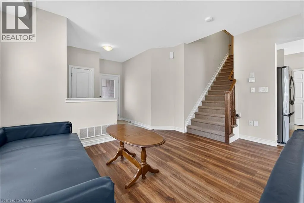 9 WINTERBERRY Boulevard