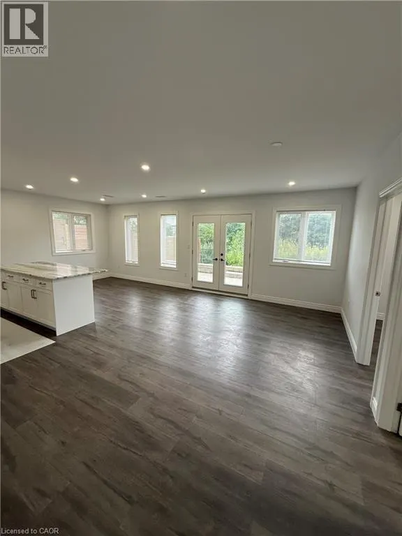 27 DEERFIELD Lane