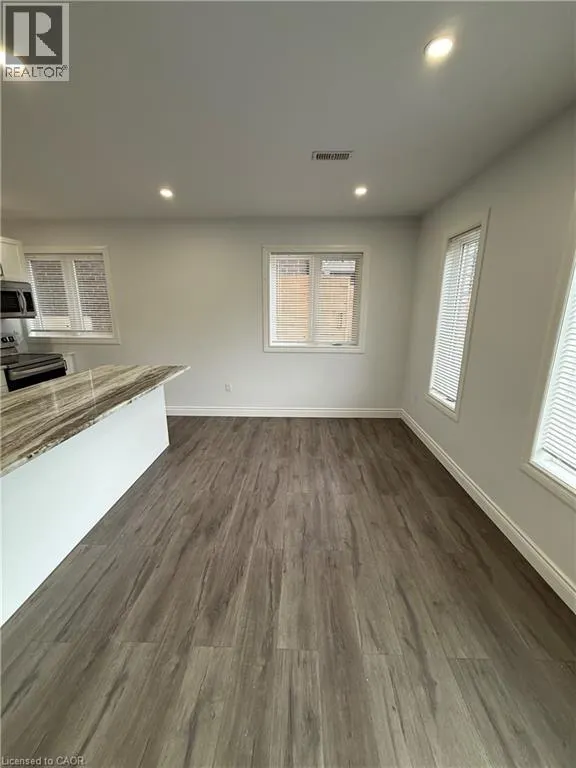 27 DEERFIELD Lane