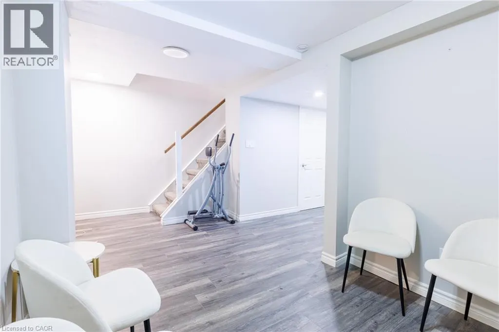 1725 ERNEST Avenue Unit# 108 #108