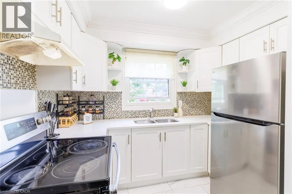 1725 ERNEST Avenue Unit# 108 #108