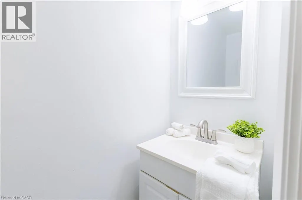 1725 ERNEST Avenue Unit# 108 #108