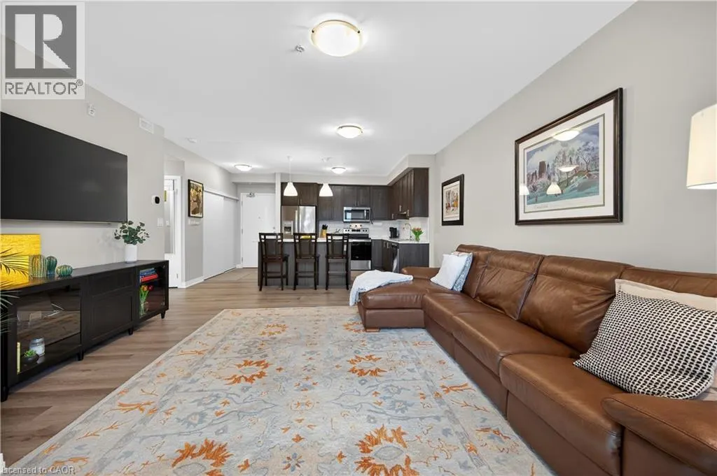 5 HAMILTON Street N Unit# 209 #209