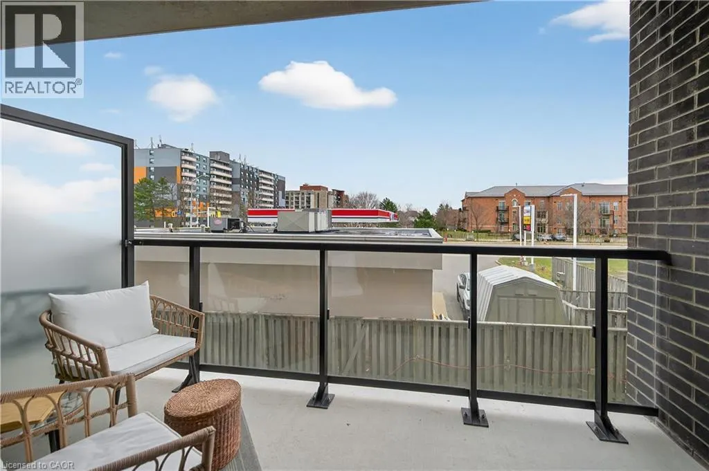 5 HAMILTON Street N Unit# 209 #209