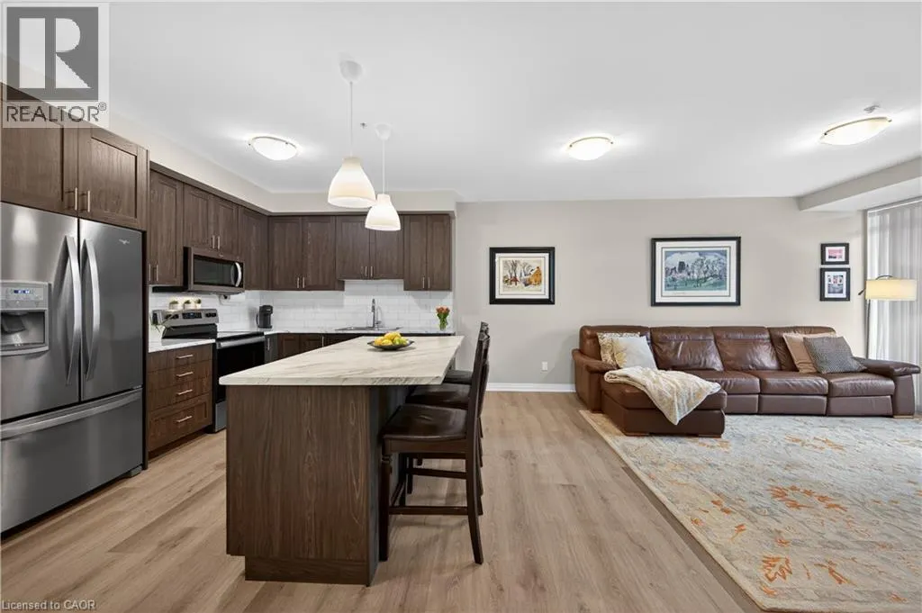 5 HAMILTON Street N Unit# 209 #209