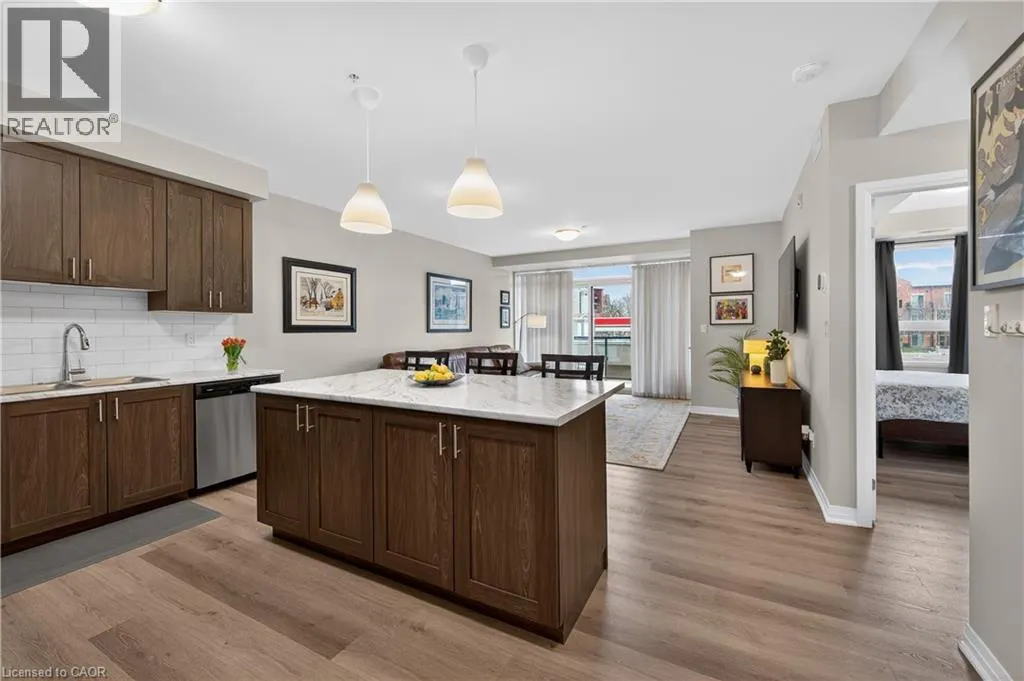 5 HAMILTON Street N Unit# 209 #209