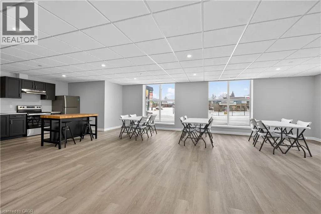 5 HAMILTON Street N Unit# 209 #209