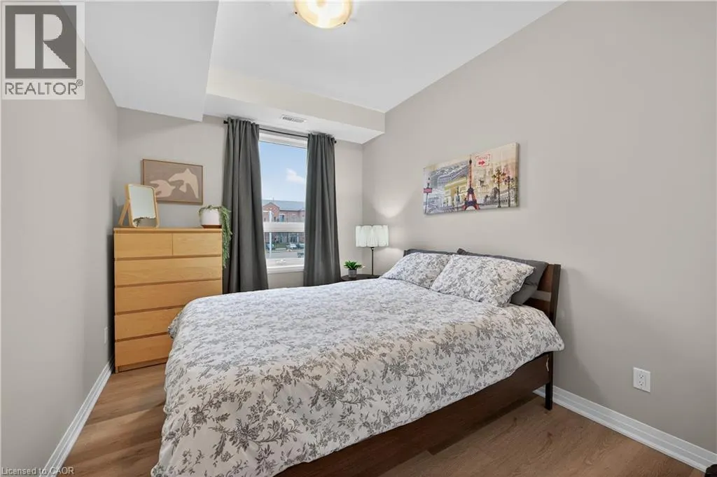 5 HAMILTON Street N Unit# 209 #209