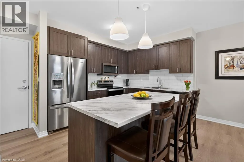 5 HAMILTON Street N Unit# 209 #209