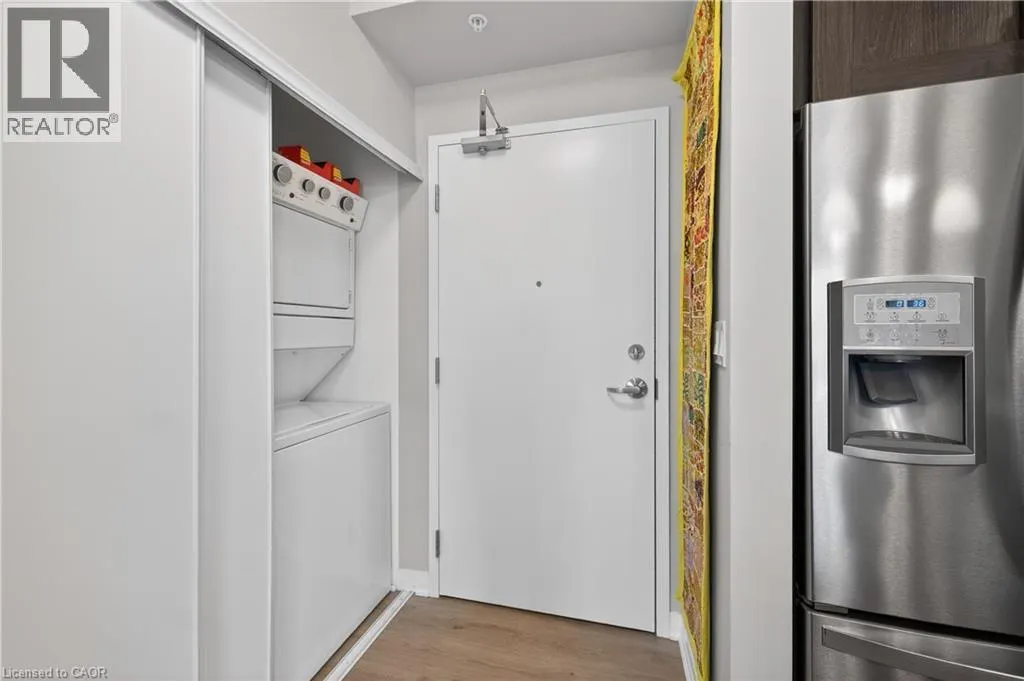 5 HAMILTON Street N Unit# 209 #209