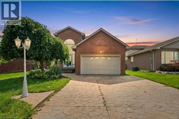 12 SUMNER Crescent