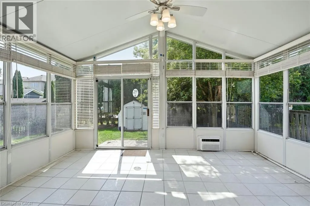 12 SUMNER Crescent