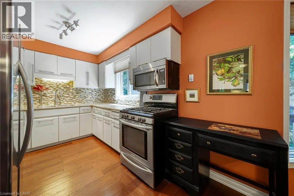 30 OSLER Drive Unit# 25 #25
