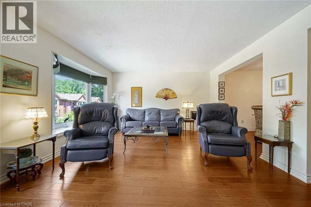 30 OSLER Drive Unit# 25 #25
