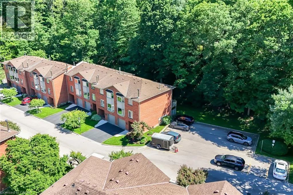 30 OSLER Drive Unit# 25 #25