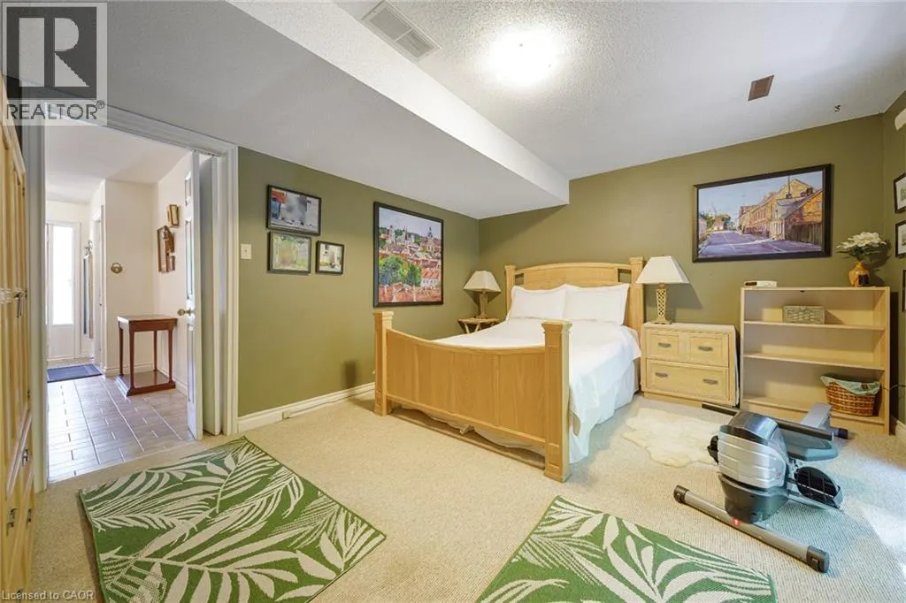 30 OSLER Drive Unit# 25 #25