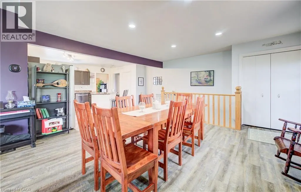 1372 CONC 8 TOWNSEND