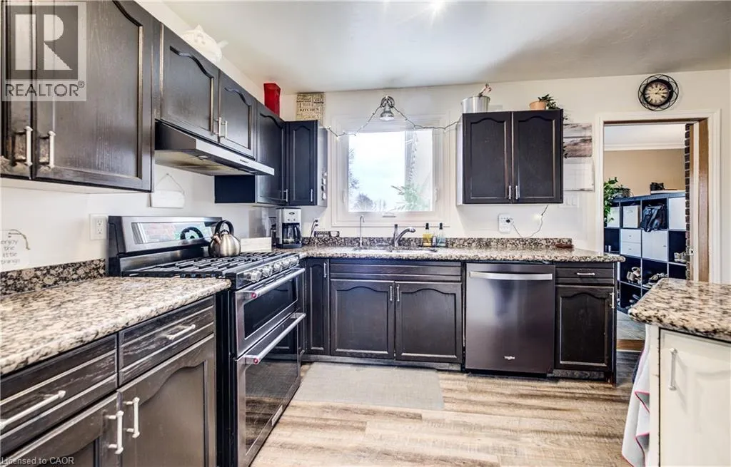 1372 CONC 8 TOWNSEND