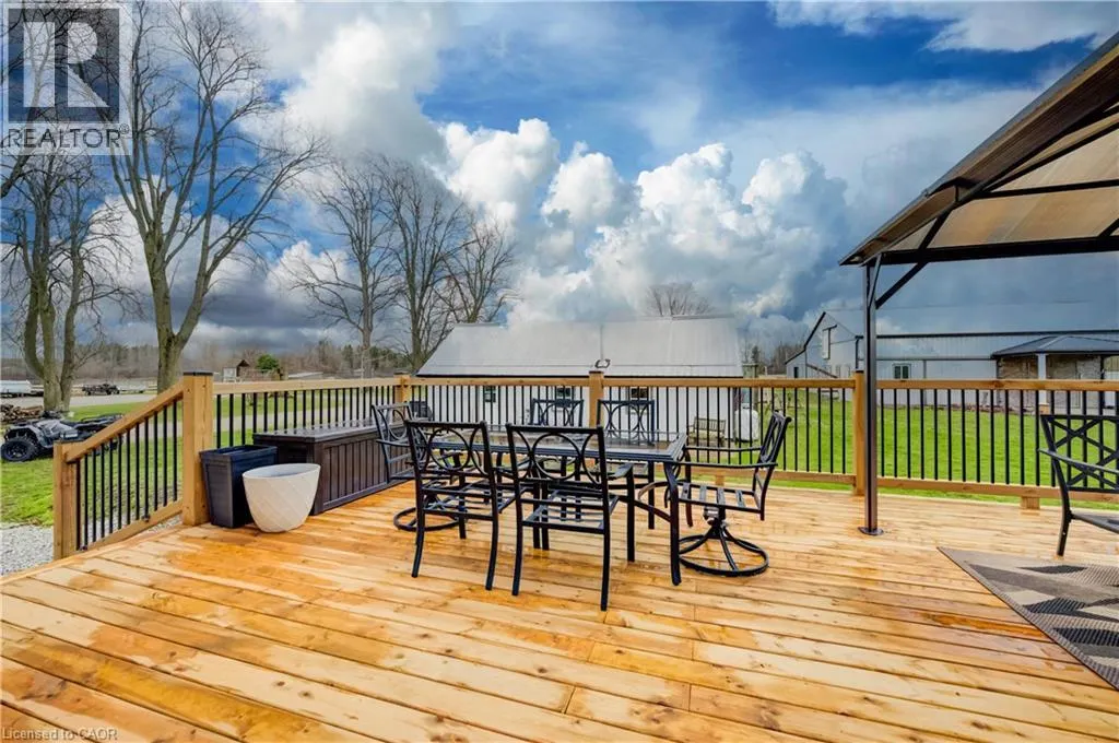 1372 CONC 8 TOWNSEND