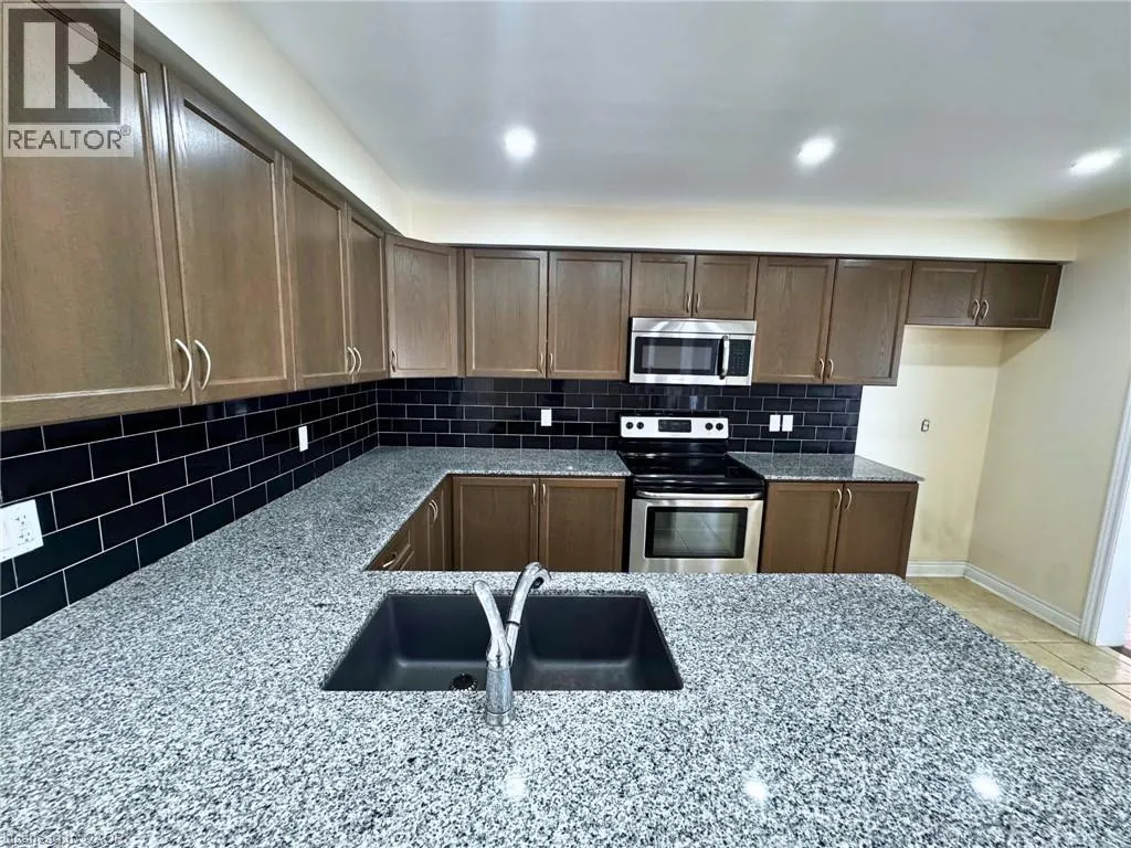 11 KEITH Crescent
