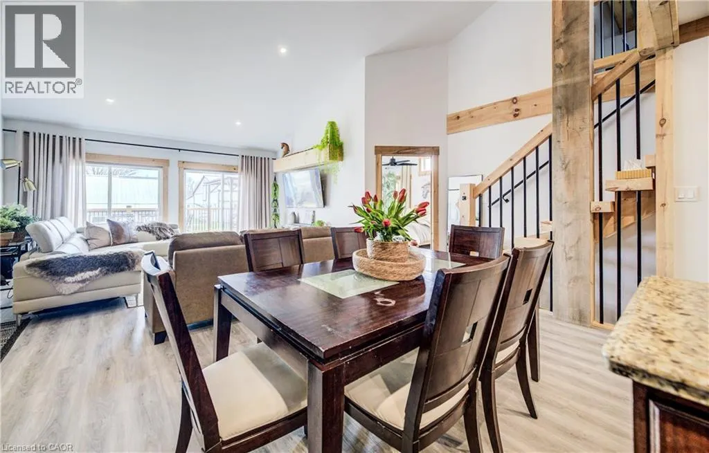 1372 CONC 8 TOWNSEND