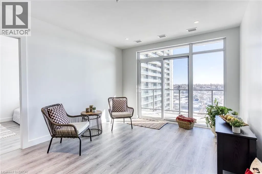 15 GLEBE Street Unit# 1009 #1009