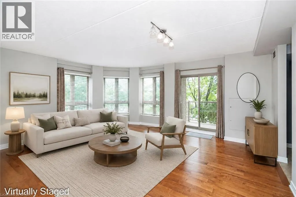 56 KERMAN Avenue Unit# 105 #105