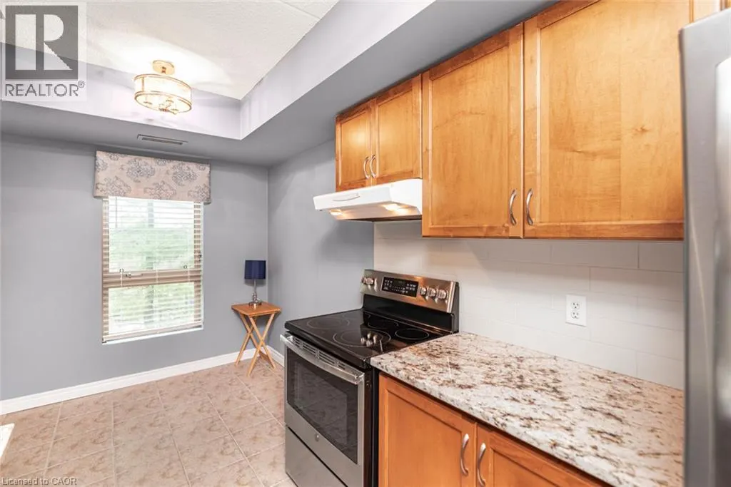 56 KERMAN Avenue Unit# 105 #105