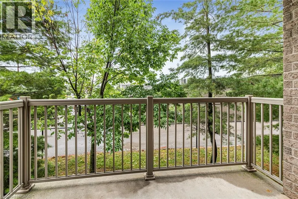 56 KERMAN Avenue Unit# 105 #105