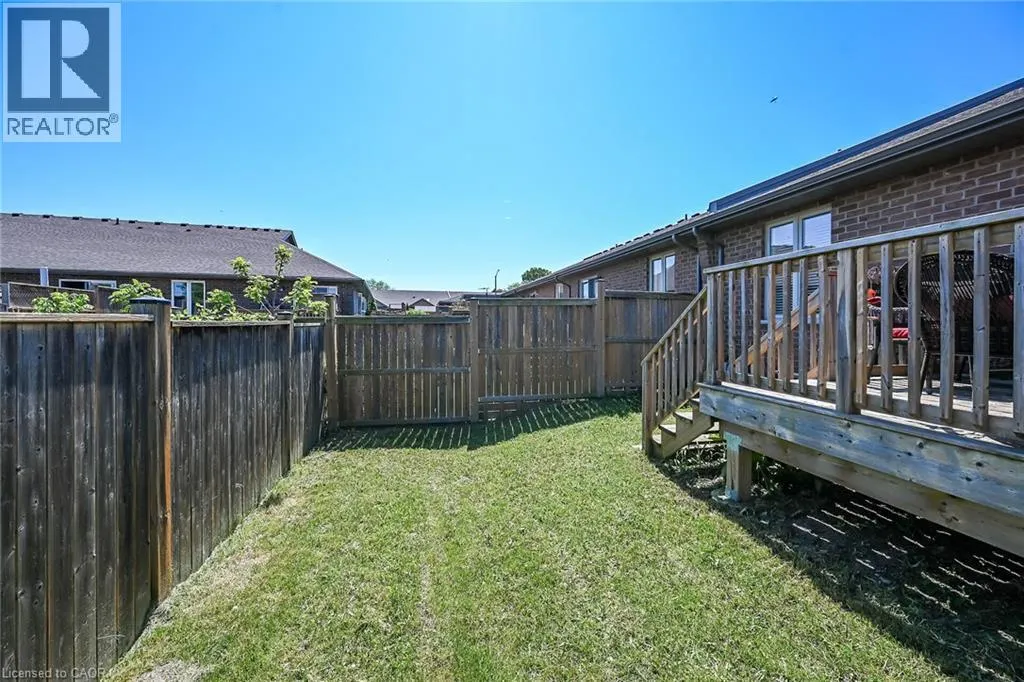 10 EMILY Street