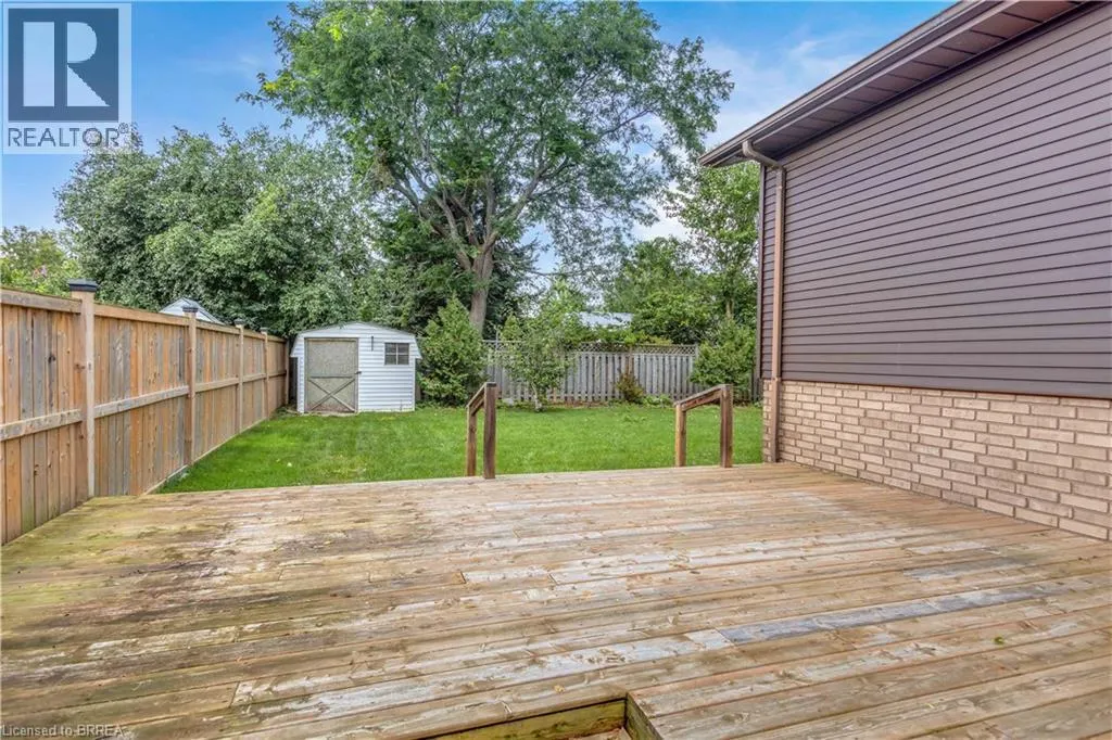 79 HOBART Crescent