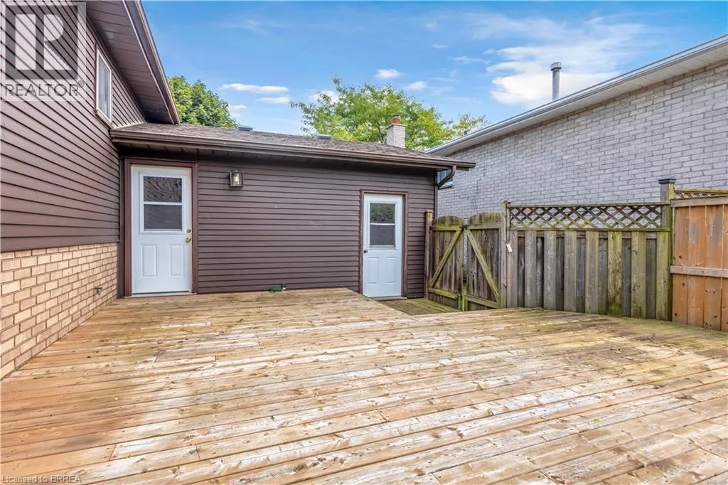 79 HOBART Crescent