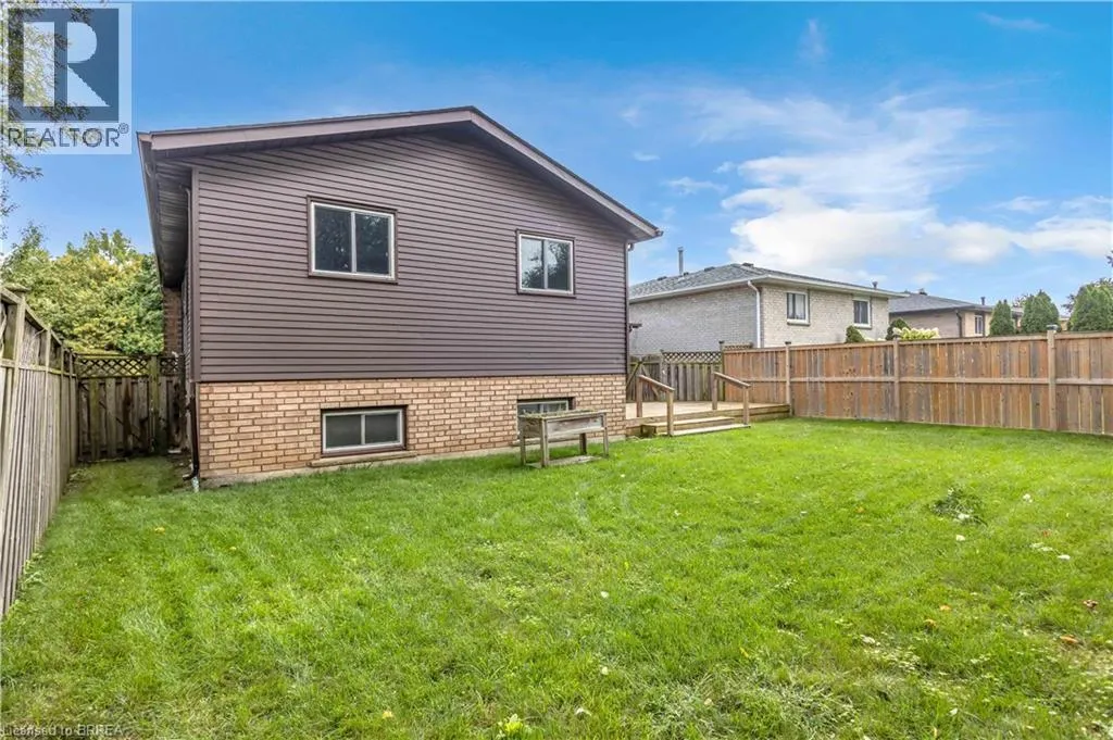79 HOBART Crescent