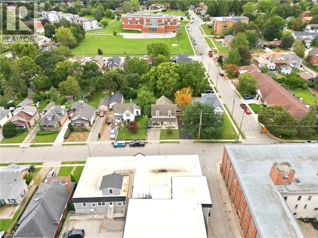 1108 QUEENSTON Road