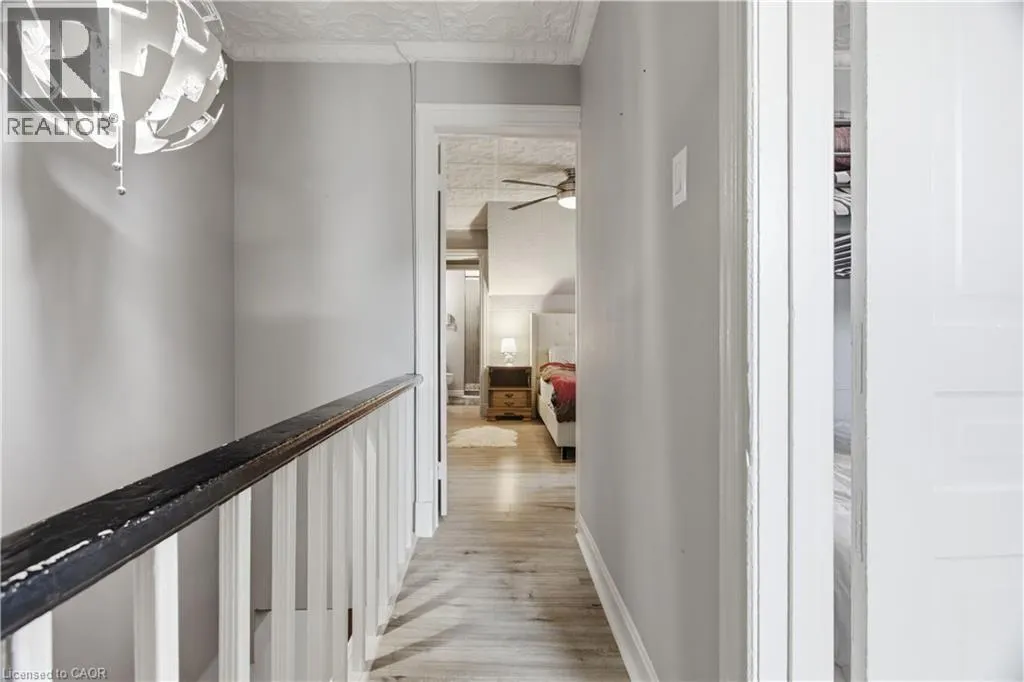 1108 QUEENSTON Road