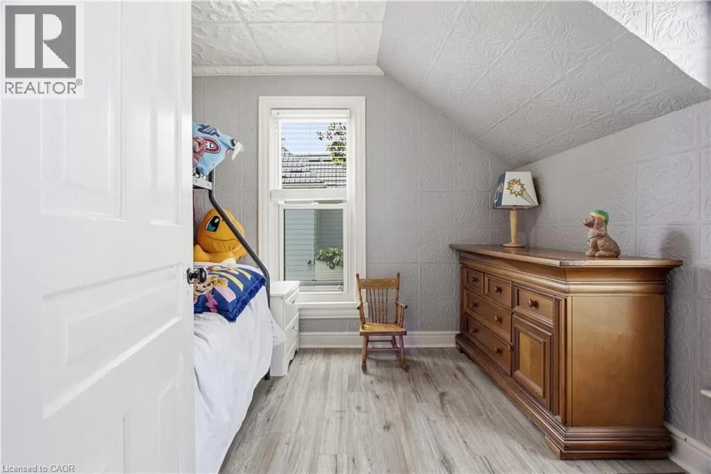 1108 QUEENSTON Road