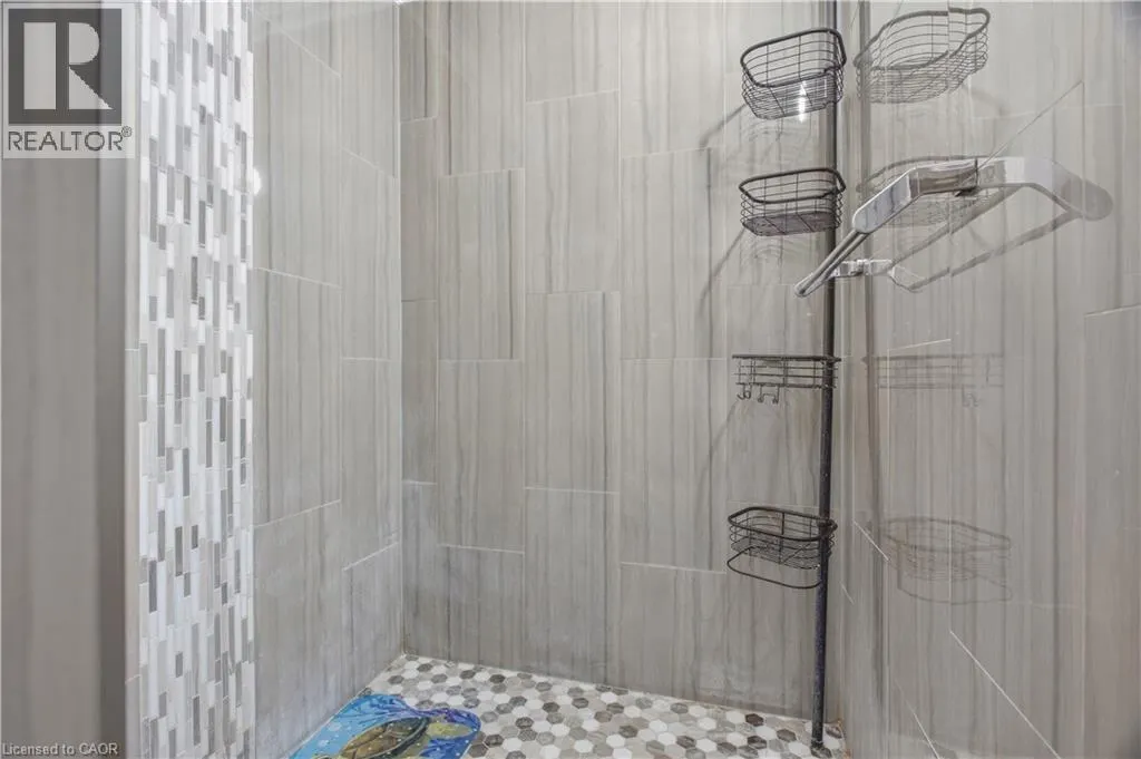 1108 QUEENSTON Road