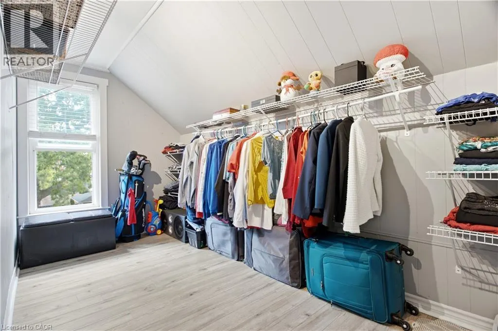 1108 QUEENSTON Road