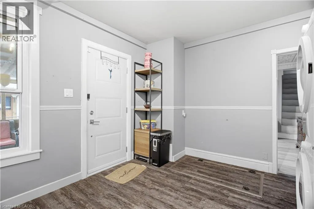 1108 QUEENSTON Road