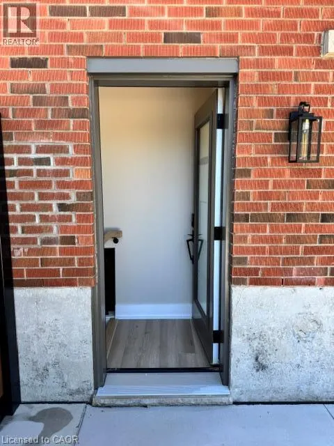29 BATTLEFIELD Avenue Unit# 2 #2