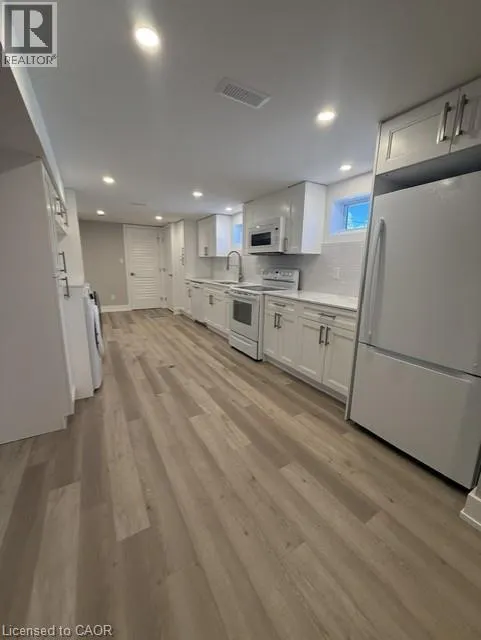 29 BATTLEFIELD Avenue Unit# 2 #2